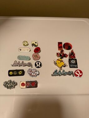 🍋Lululemon Pin Collection